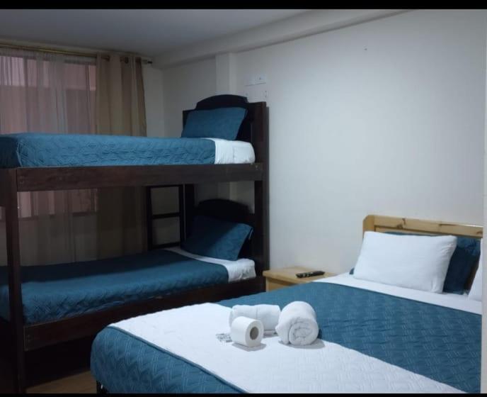 Hotel Cuencano Hogar Bagian luar foto