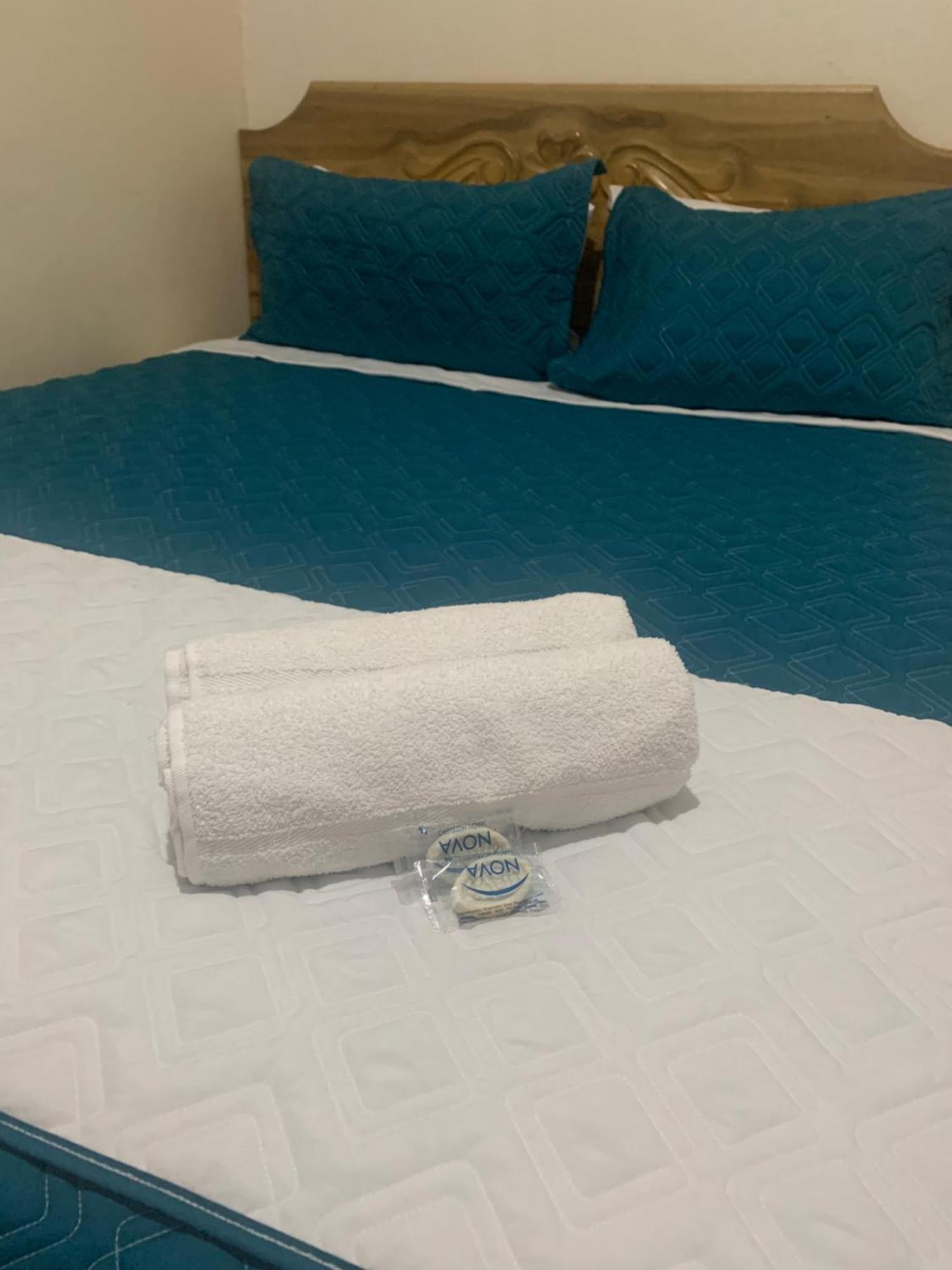 Hotel Cuencano Hogar Bagian luar foto